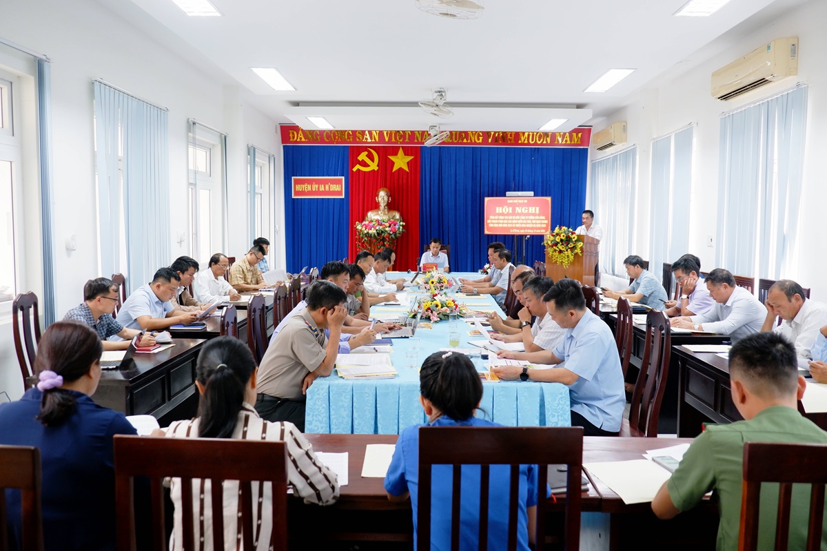 Ia H’Drai: Tổng kết công tác bảo vệ nền tảng tư tưởng của Đảng, đấu tranh phản bác các quan điểm sai trái, thù địch trong tình hình mới năm 2024