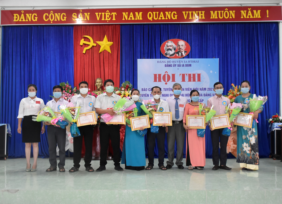 Ia Dom: tổ chức Hội thi Báo cáo viên, Tuyên truyền viên giỏi năm 2021